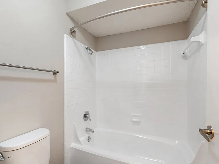 333 Prestonwood Dr — Photo 11