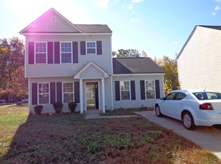 1205 Crandon Dr, Charlotte, NC 28216