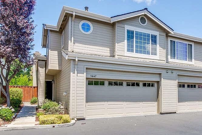 1st image of 1447 Carrington Cir