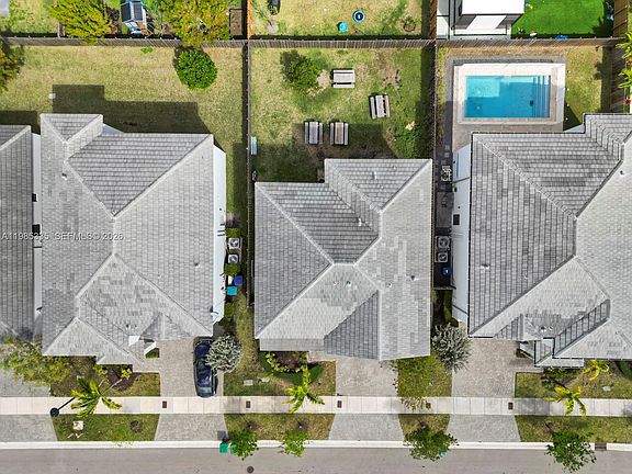 3rd image of 13391 SW 285th St