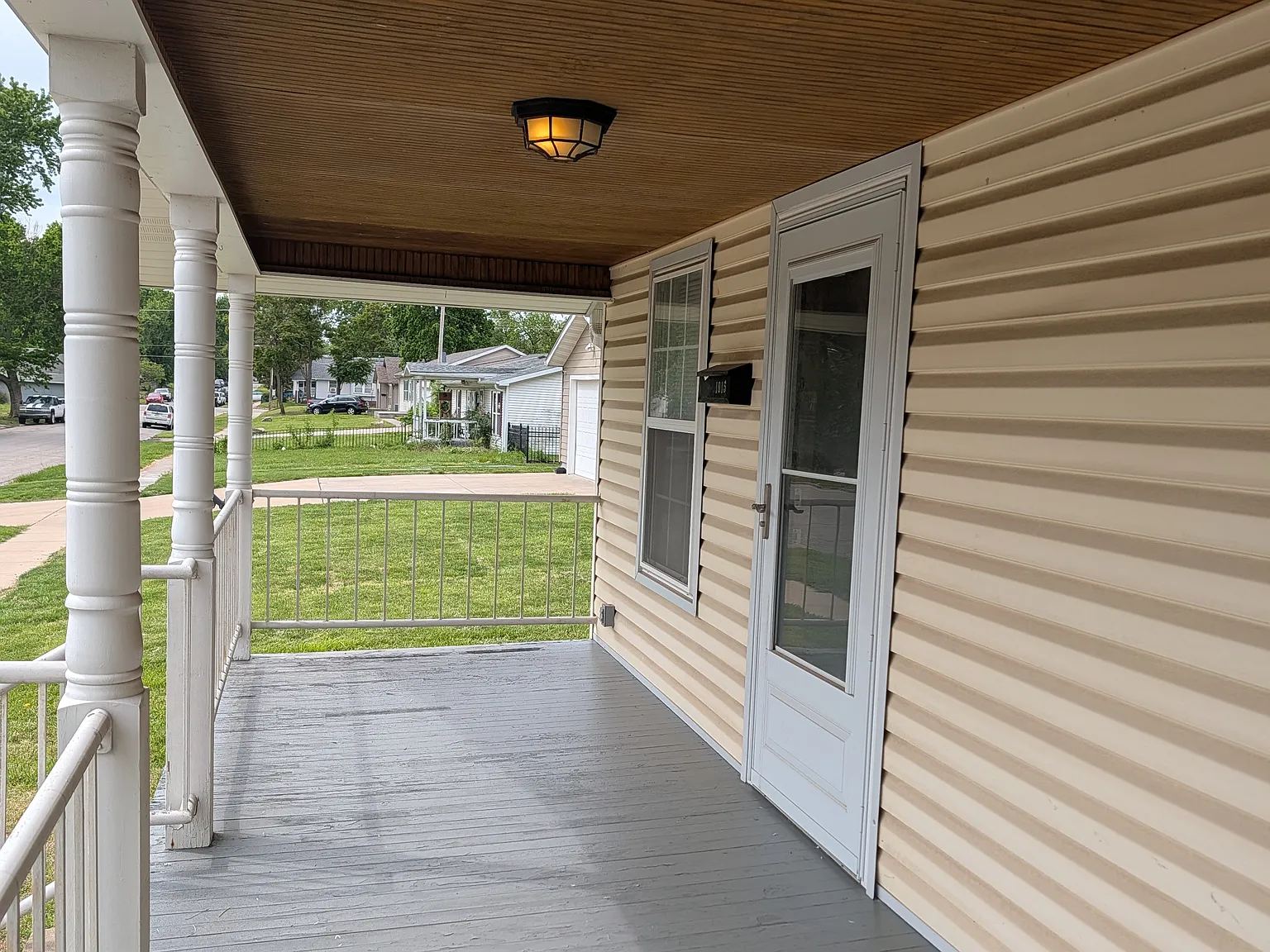 2 bed, 1292 sqft, $1,265 — Photo 3