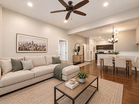 2nd image of 501 Adams St APT 1D