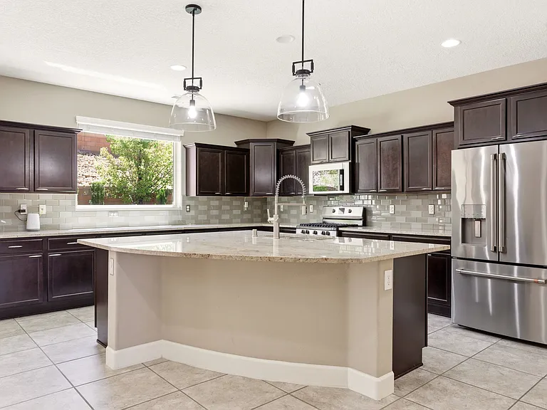1504 Challedon Dr SE — Photo 18