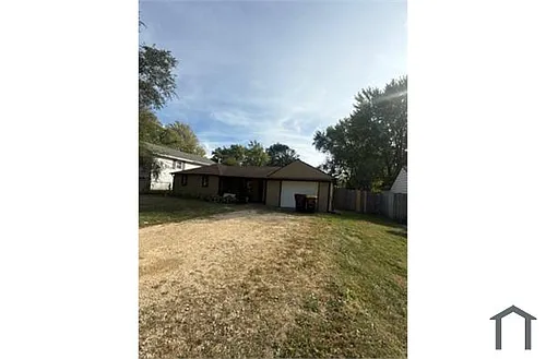 127 Winona Dr Photo 1