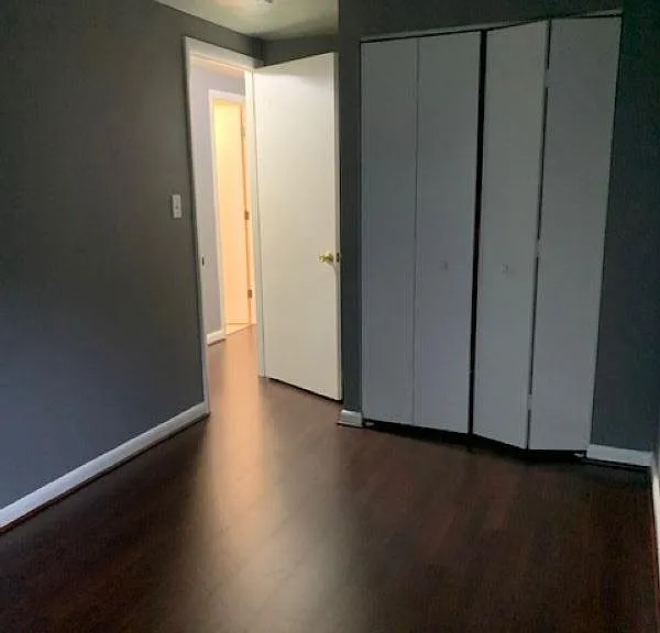 8401 Pioneer Dr — Photo 12