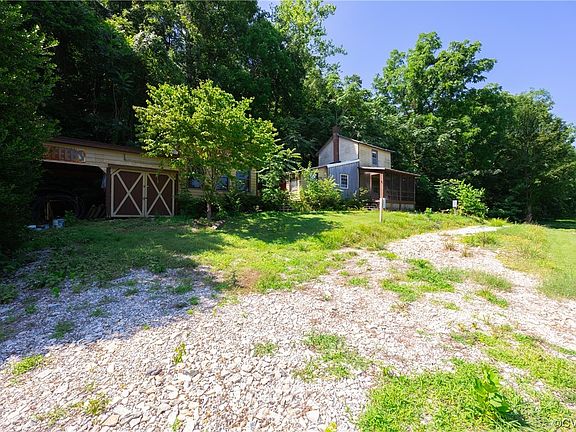 3rd image of 1628 Chase Trail Ln