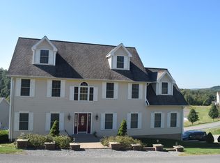 13 Duval Ln, Morgantown, WV 26501