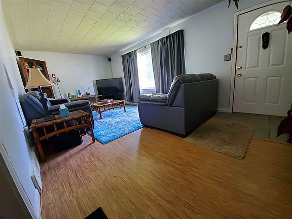 5th image of 521 Wilshire Dr