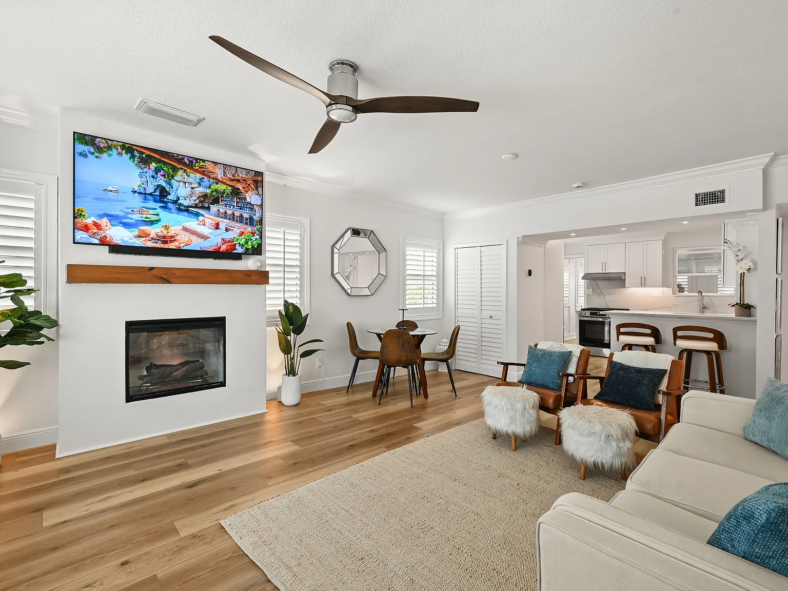 3 bed, 1600 sqft, $4,200 — Photo 3