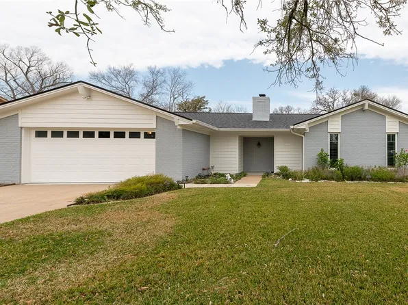 1203 Guadalupe Dr, College Station, TX 77840