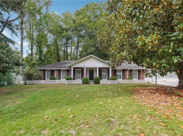 4686 Brinkley Ln, Sandy Springs, GA 30342