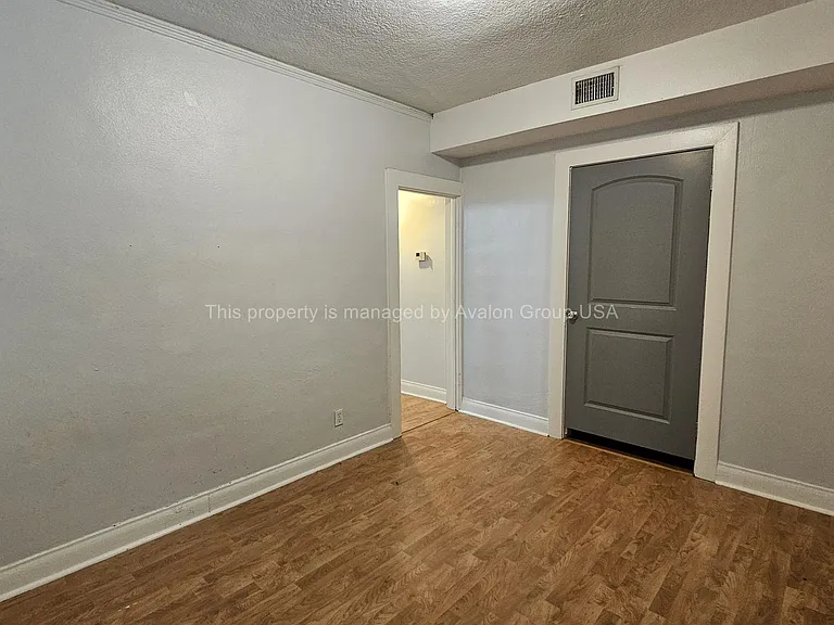 2653 College St #2653 — Photo 5