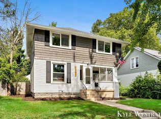 1237 Arianna St NW, Grand Rapids, MI 49504