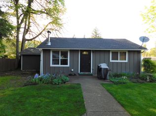 403 SW Hawthorn Rd, Estacada, OR 97023