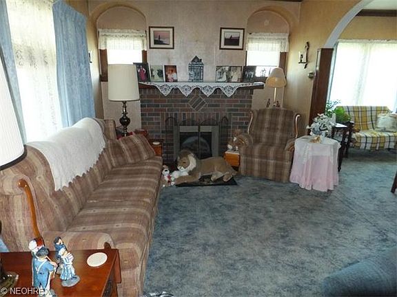 2nd image of 5301 Northcliff Ave