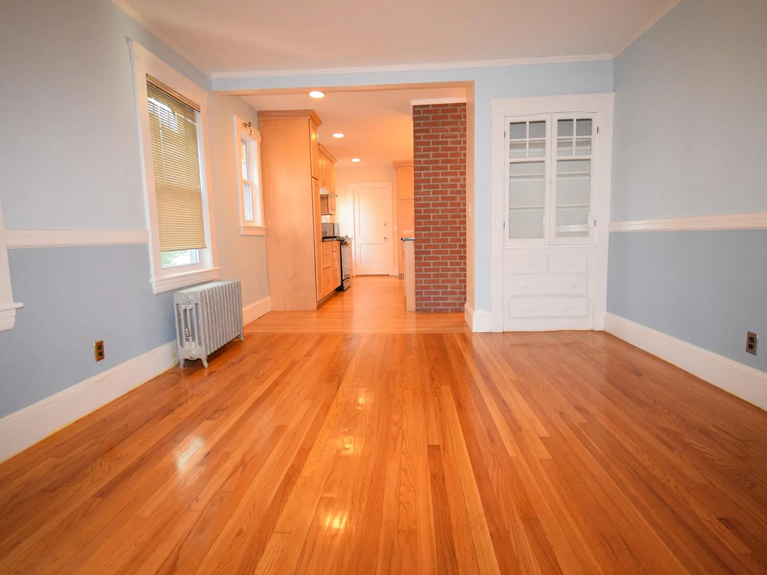 2 bed, 1100 sqft, $2,800 — Photo 4
