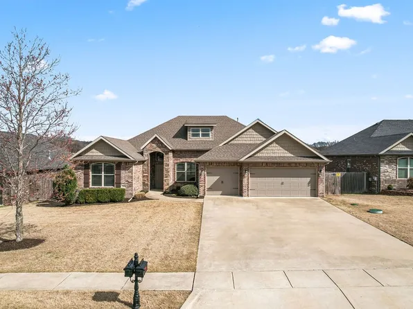 209 Deere Run Dr, Cave Springs, AR 72718