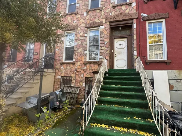 (undisclosed Address), Brooklyn, NY 11221