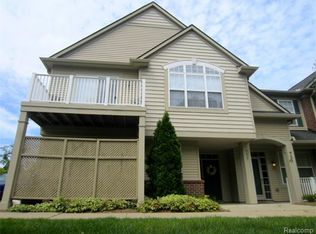 777 Abbington Ct, Howell, MI 48843