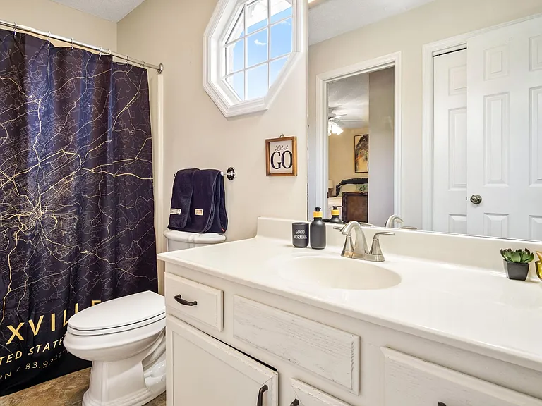 10425 Ravenbrook Ln — Photo 26