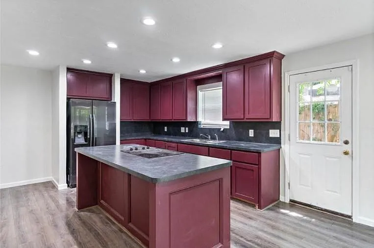 7019 Oak Bough Dr — Photo 8