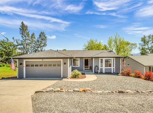 18441 Park Point Ct, Hidden Valley Lake, CA 95467