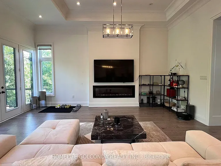 145 English Oak Dr — Photo 10