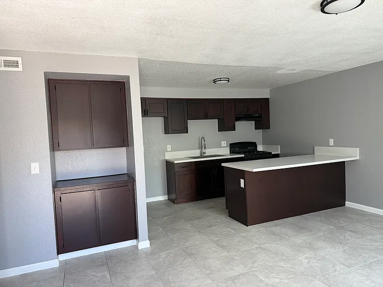 16388 Sequoia St #10 — Photo 3