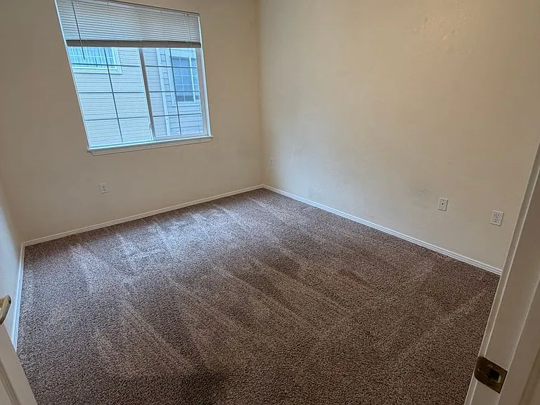 3002 W Elizabeth St #22C — Photo 12