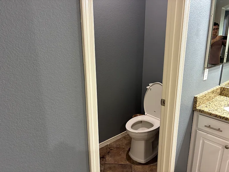 9237 W Irma Ln — Photo 26