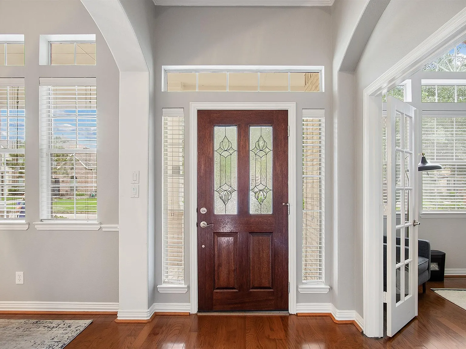 4 bed, 3.0 bath, 2966 sqft, $3,100 — Photo 3