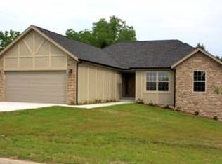 111 Point Rd, Branson, MO 65616