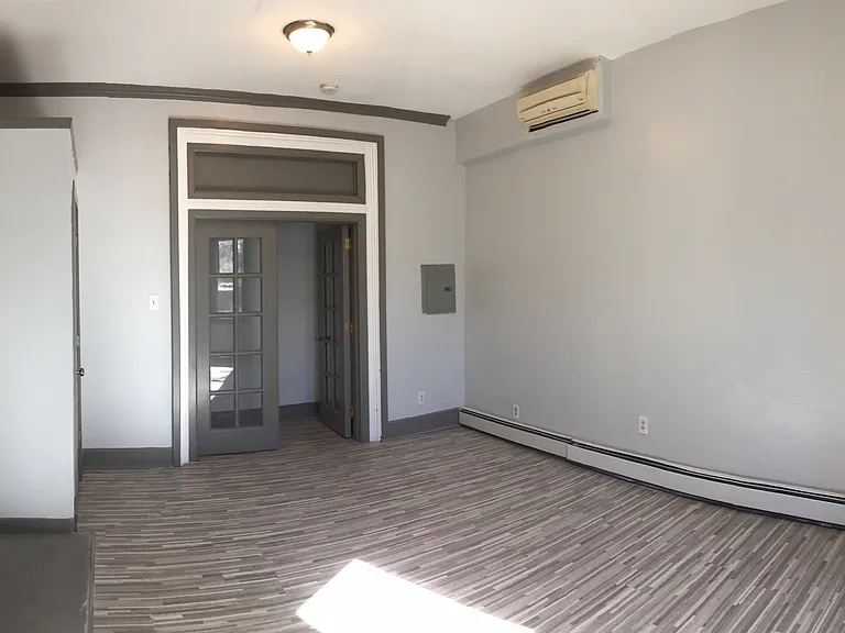 183 Carteret Ave #A — Photo 3