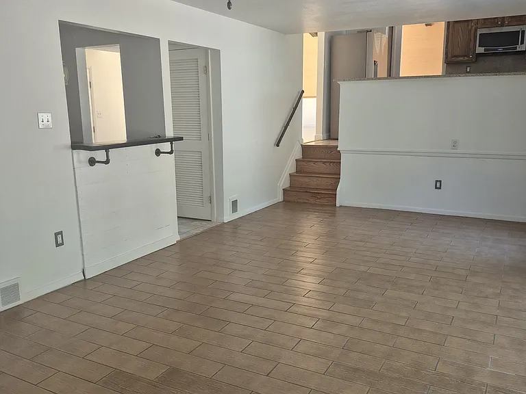 6945 Mikado Ln — Photo 23