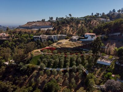 1436 Bella Dr, Beverly Hills, CA, 90210