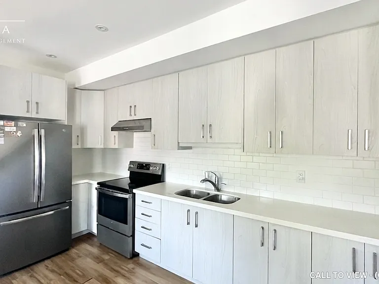340 Atlas Ave #3 — Photo 2