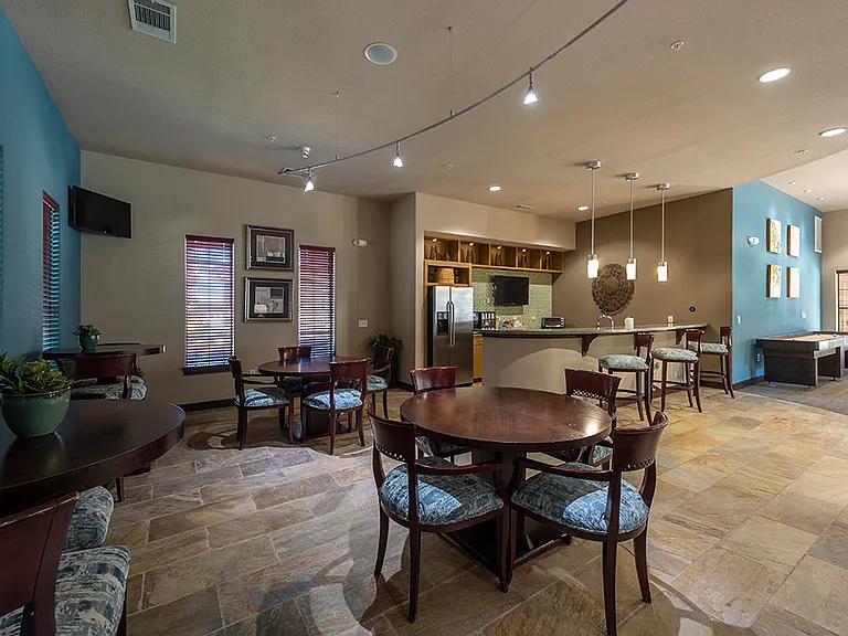 Vista Ridge Apartment Homes — Photo 21