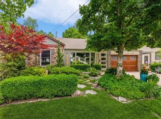 6106 Woodland Rd, Des Moines, IA 50312