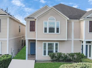 8045 Ellinger Ln, Houston, TX 77040