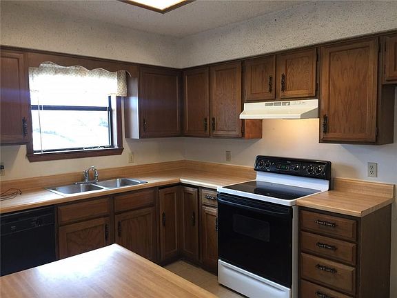 4th image of 1340 W Olrich St