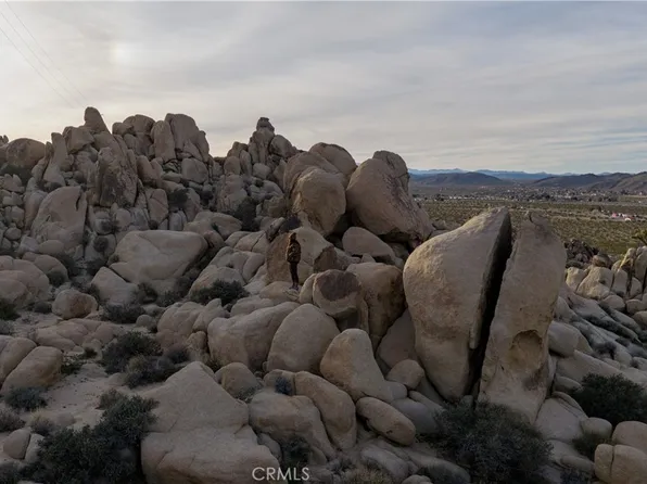 63251 Chickasaw Rd, Joshua Tree, CA 92252