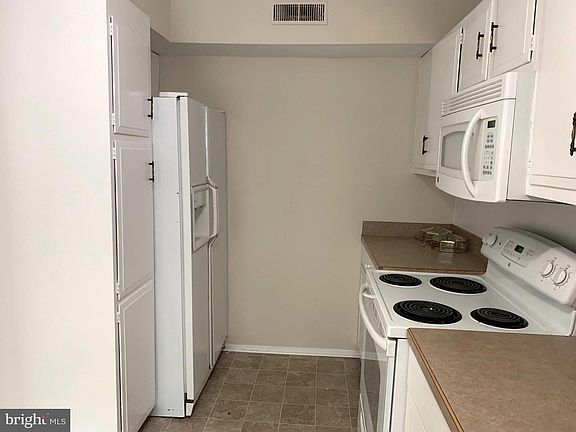 5th image of 815 Sledgehammer Dr