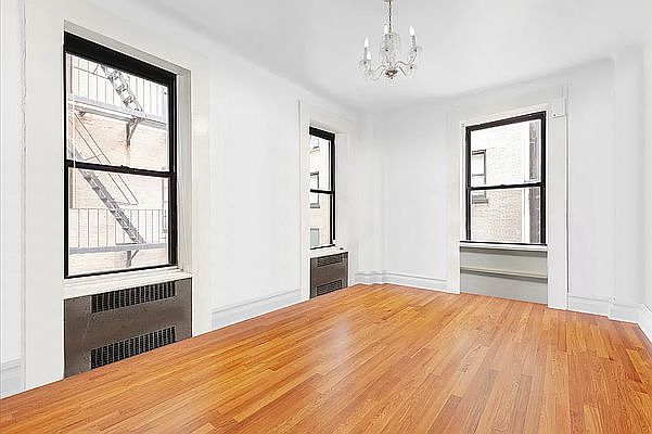 1st image of 205 W 54th St APT 3G