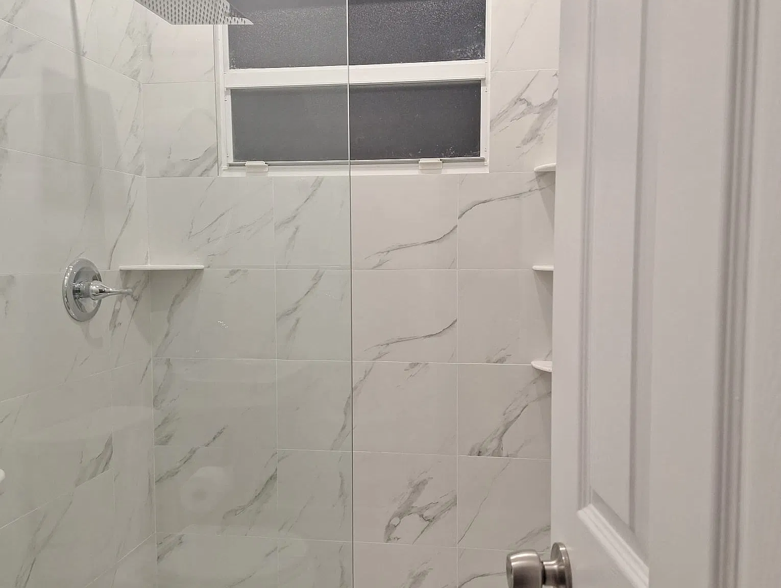 2 bed, $2,600 — Photo 2