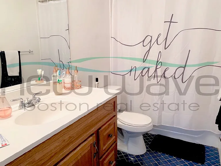 836 Huntington Ave #2 — Photo 9