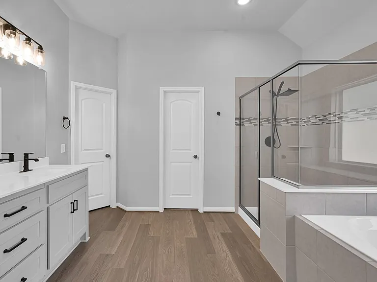 18207 Samie Nell Ct — Photo 24
