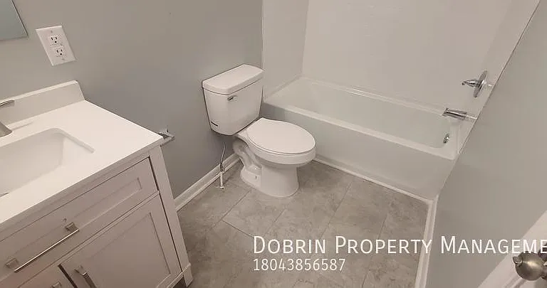 2319 W Main St #B — Photo 10