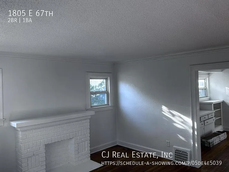1805 E 67th St — Photo 3
