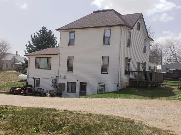 306 Main St, Volin, SD 57072