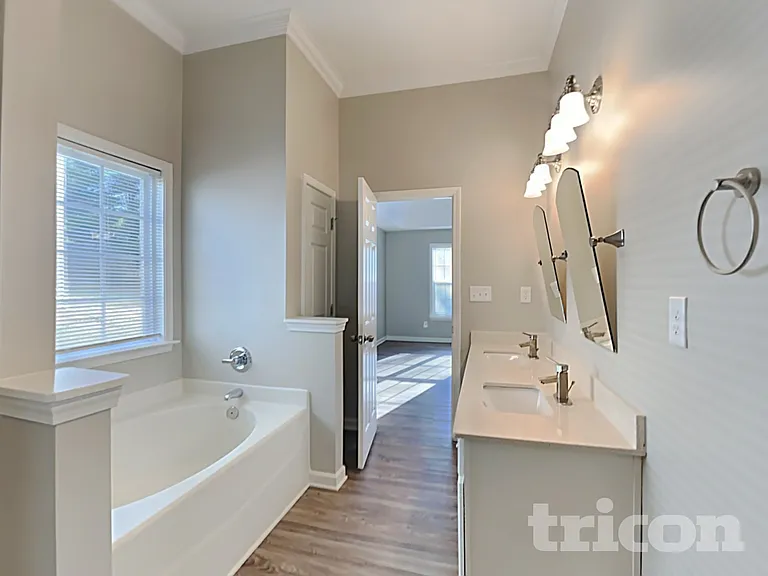 3424 Ann Franklin Ct — Photo 9